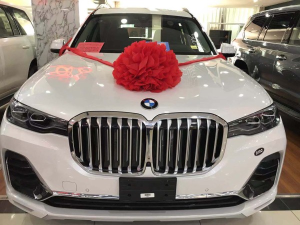 19款美版宝马x7现车到店最新报价