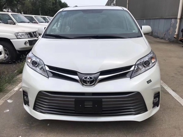 2020款丰田塞纳两驱XLE七座真皮版销售