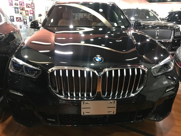 19款宝马X5纯进口车直降 店内实拍