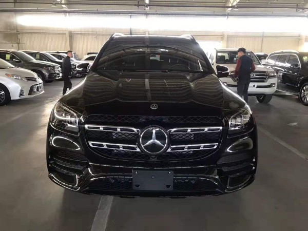 2020款奔驰GLS450乐享驾趣无所不载