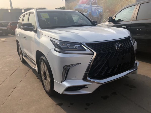 雷克萨斯LX570中东版报价图片现车150万