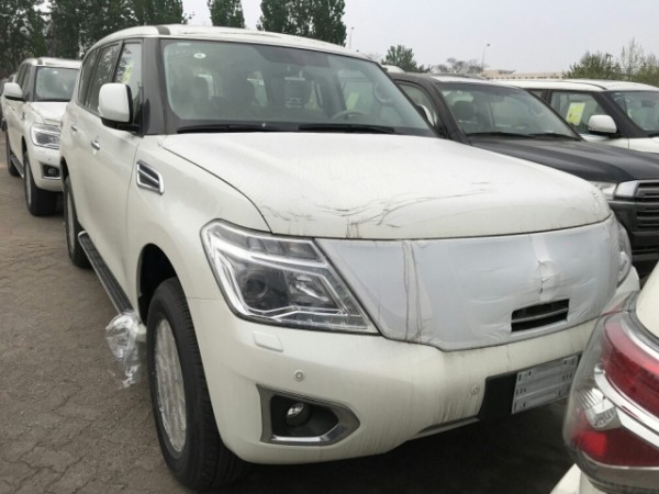 19款尼桑途乐SE现车高配裸车到手价格