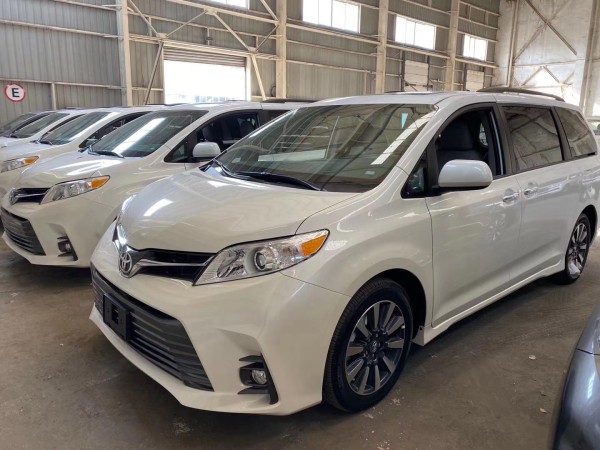 19款丰田塞纳墨版报价配置可先缤纷降价