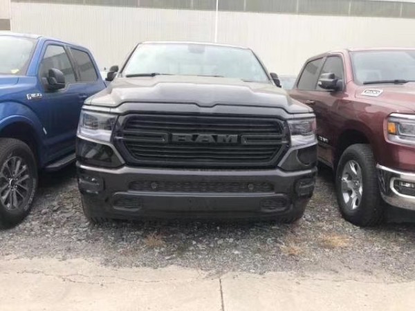 2019款道奇公羊大角牛豪华皮卡价格行情