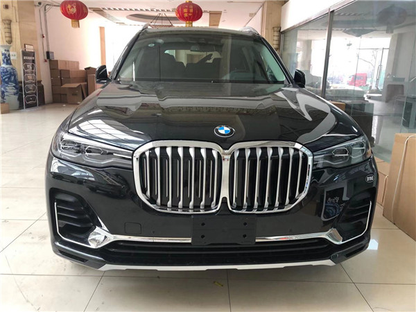 19款宝马X7魅力四射现车爆降购车 送礼包