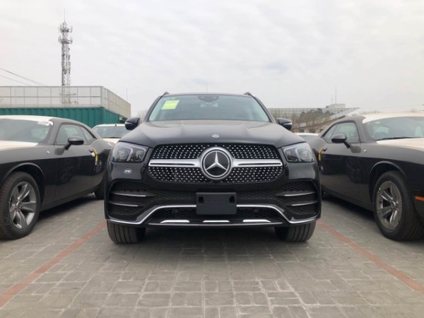 2020款加版奔驰GLE450优惠十万之余价低