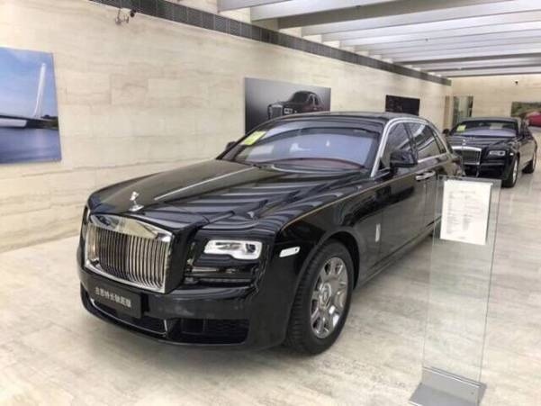 19款劳斯莱斯古斯特加长版 港口特价