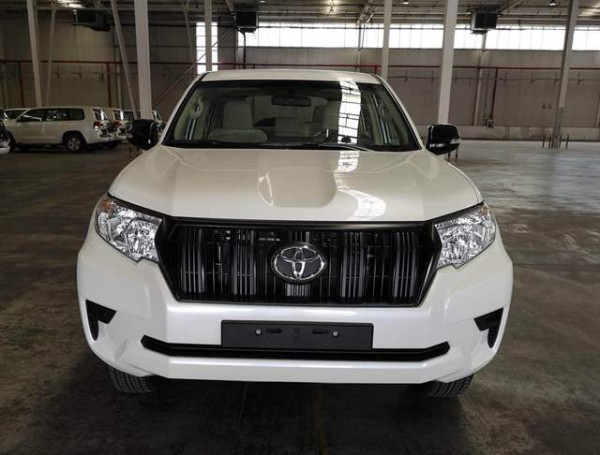 2019款丰田霸道2700奢华设计降价惊喜