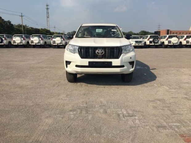 2019款丰田霸道2700特价让利促销多少钱