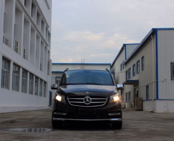 19款奔驰商务私人定制版港口最新报价多