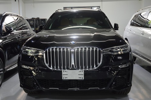 2019款宝马X7现车多台最新行情全面降价