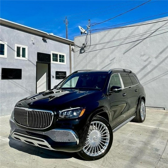 2021款迈巴赫GLS600美规现车钜惠秒杀20