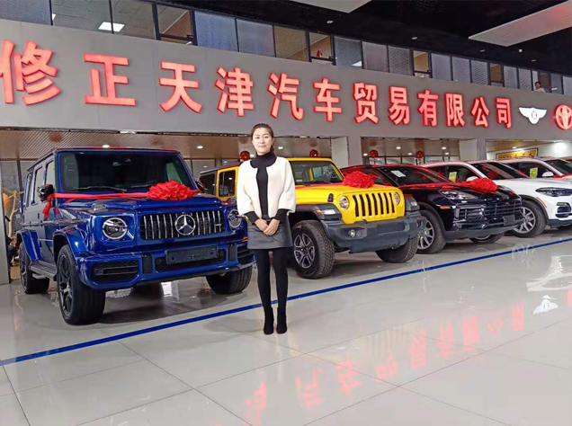 19款奔驰V250裸车展厅双十一促销零利润