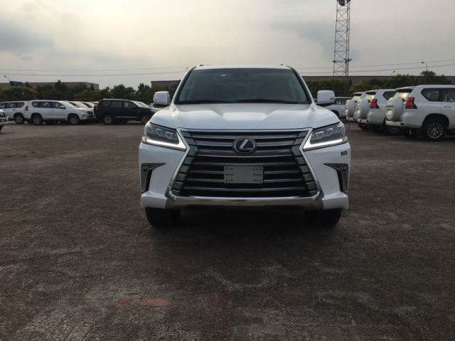 雷克萨斯LX570保值率最高的一款配置报价