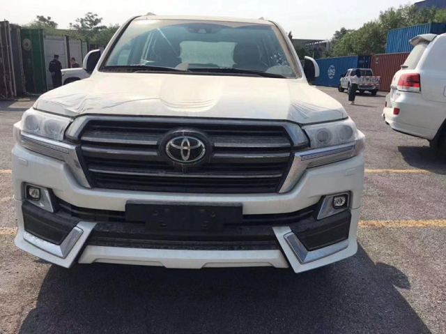 19款酷路泽5700GTS 12气港口现车