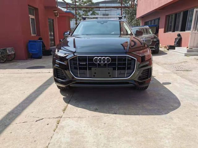 19款奥迪Q8现车促销中特卖价