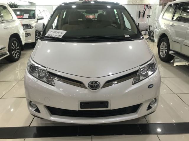 19款丰田普瑞维亚 2.4 天窗7座现车降售