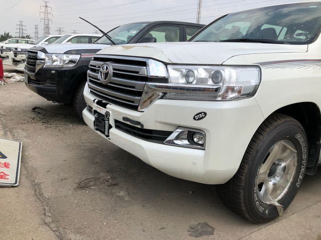 19款酷路泽4000天津港促销 最高车型