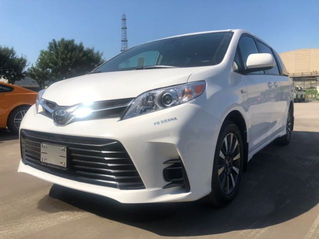 20款丰田塞纳月初大降价 店内折扣