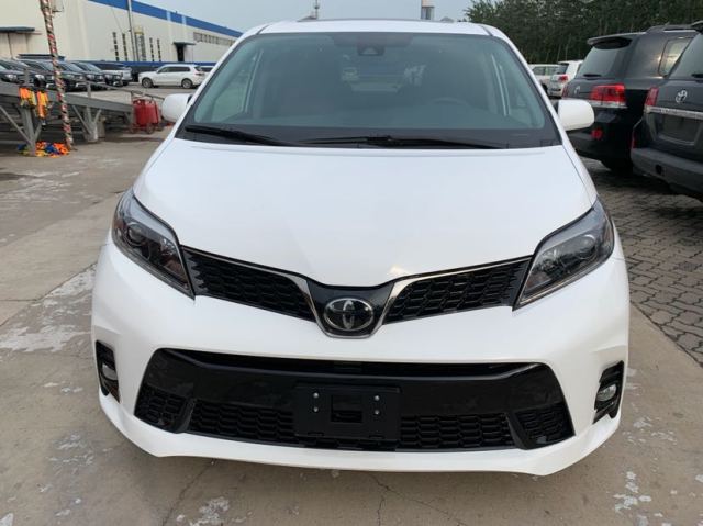 丰田塞纳3.5加版两驱SE-T科技包新行情