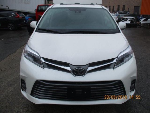 19款丰田塞纳豪华商务天津港现车销售