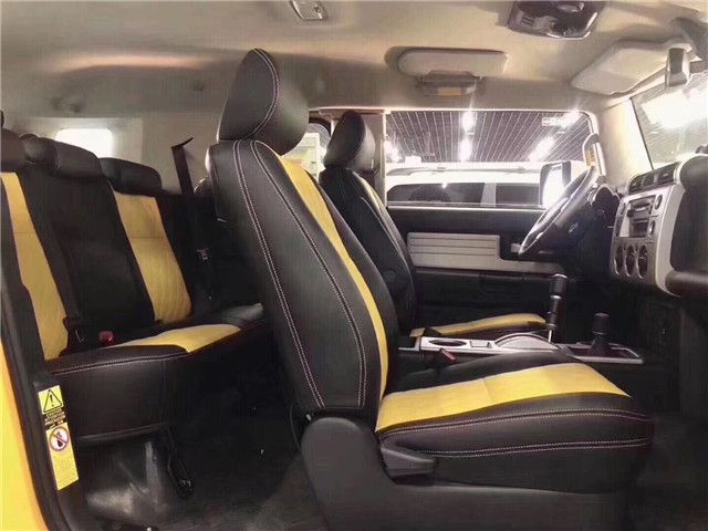 2019款丰田FJ酷路泽