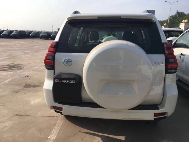 dealer_default_19732d538efb434691a141c94121003f.jpg 19款中东丰田霸道2700进口版全时四驱