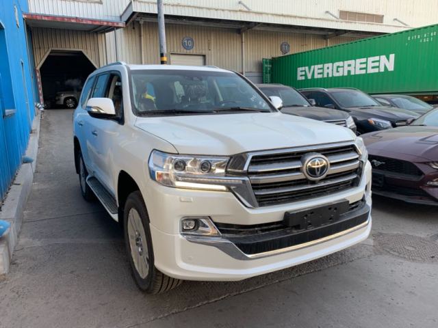 丰田酷路泽5700V8大量现车预约