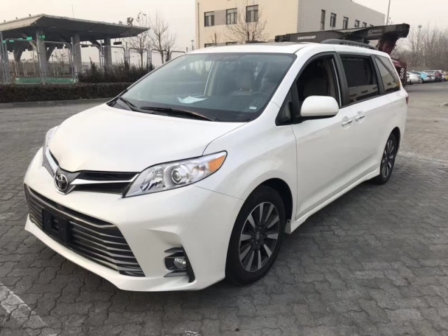 19款丰田塞纳墨版两驱性价比报价售全国