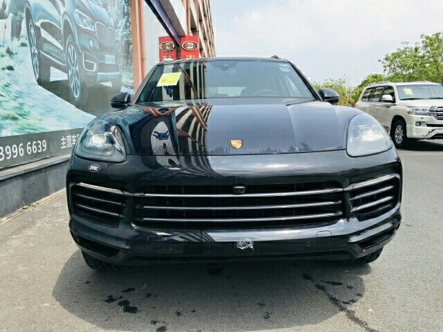 19款墨保时捷卡宴最新款港口新行情