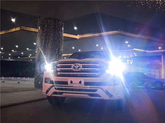 19款丰田酷路泽4000全系现车特价促销