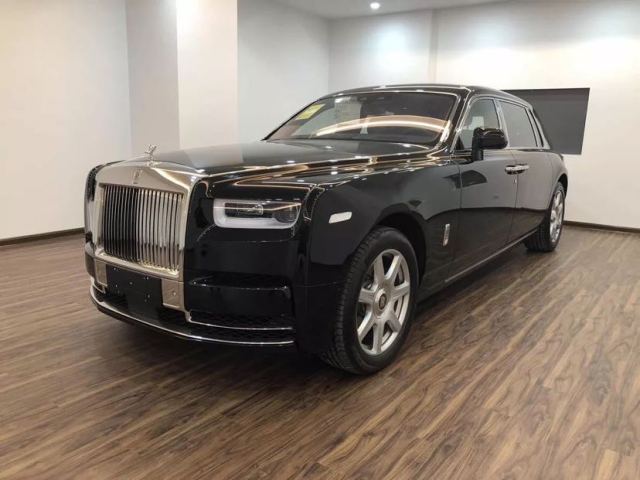 劳斯莱斯幻影加长版价格合适 实图展示