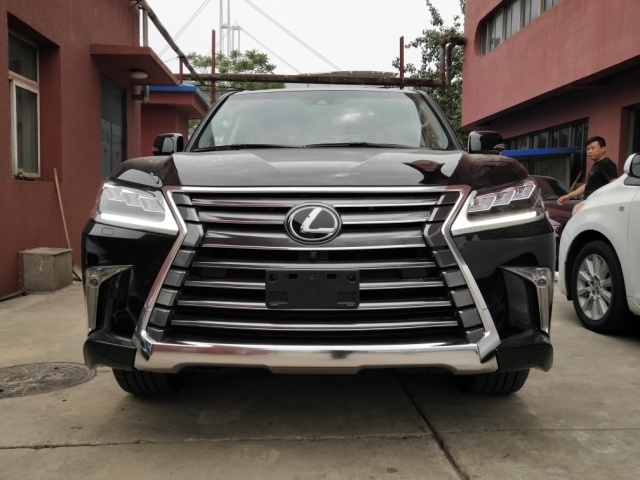 19款雷克萨斯lx570手续齐全 价格亲民