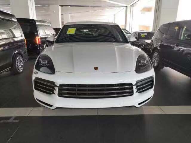 19款保时捷卡宴店内现车降价高性能降售