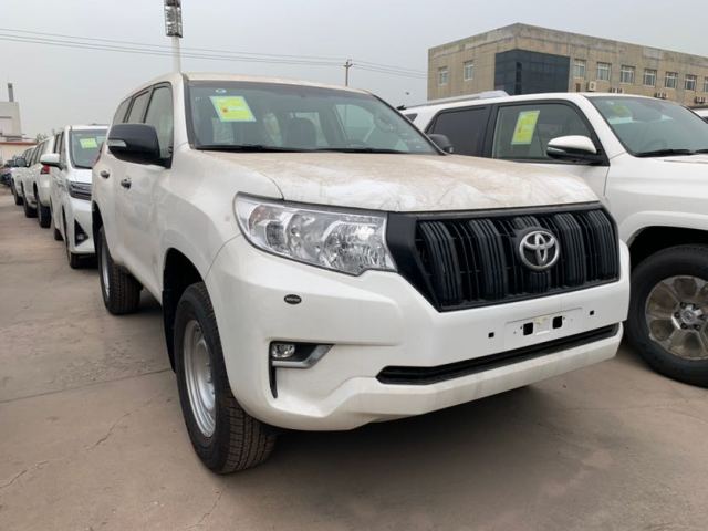 19款丰田霸道2800柴油版港口现车降促