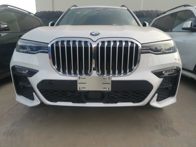 19款宝马X7M运动卓越豪华型现车促销报价