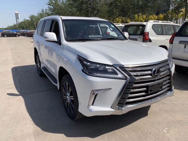 2020款雷克萨斯LX570新车到港精准报价