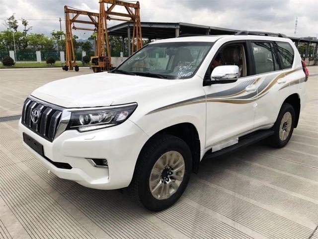 2020款丰田霸道2700 津港现车价格畅销