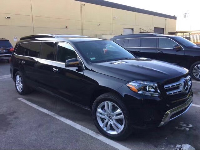 2020款奔驰GLS450港口冲量促销感恩回馈