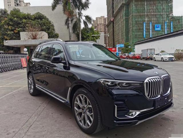 比奔驰GLS个头大还更便宜，6座版本极致