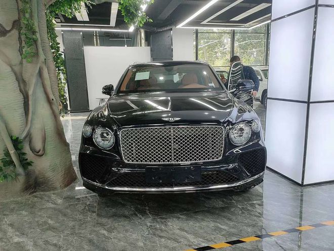 2021款宾利添越完美无双奢华呈现出售