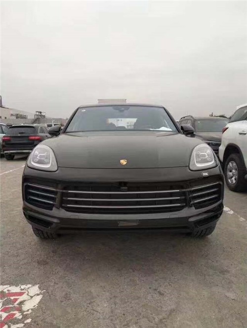 19款保时捷卡宴 桃红木外观配置齐全