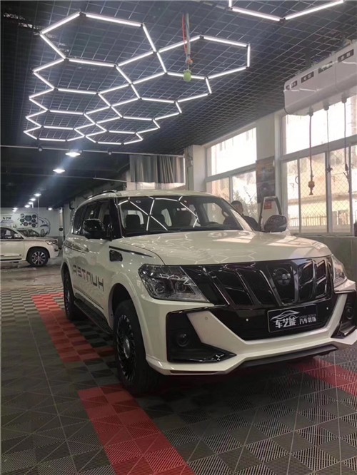 19款日产途乐港口现车配置 报价分析