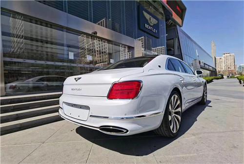 2020款宾利飞驰现车降达30万全国可分期