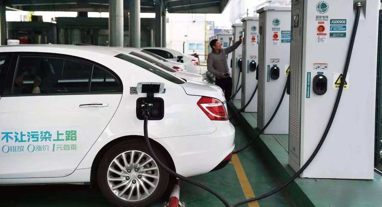工信部:中国新能源汽车产销量连续五年居世界首位