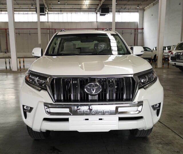 2019款霸道4000天窗氙灯版 真实越野王者