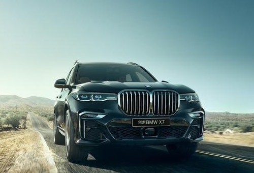 19款宝马X7现车 旗舰级全尺寸高端商务