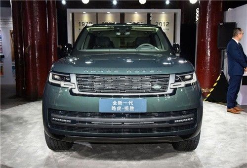 2023款路虎揽胜行政国六现车优惠多