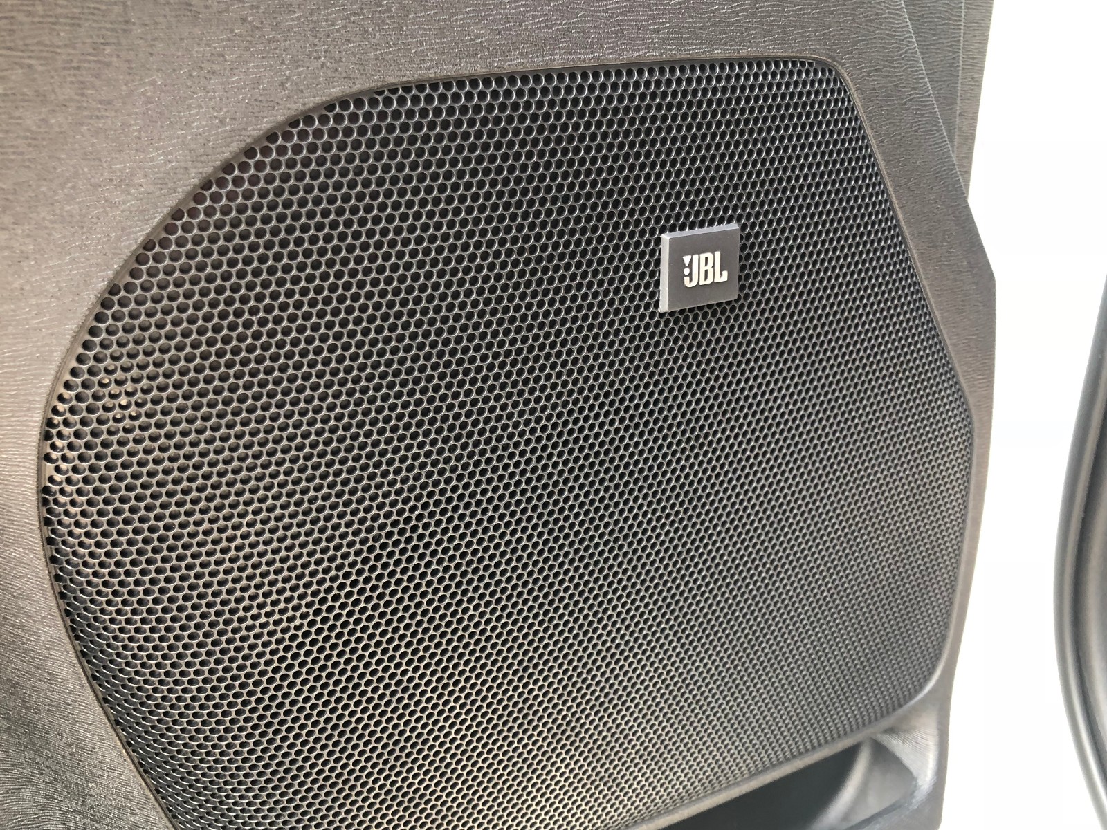 联系方式:18102110907(同微信) 15620635888 刘经理