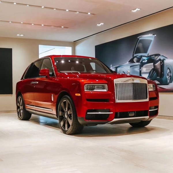 19款劳斯莱斯库里南现车优惠 庆典大酬宾